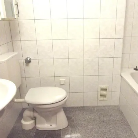 Apartment Mana